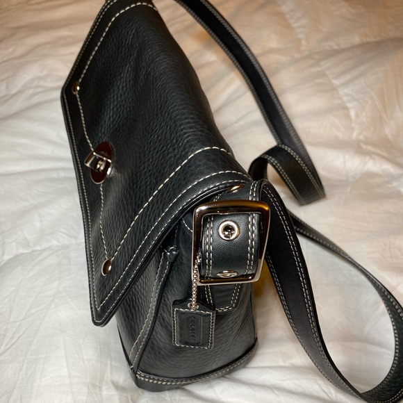 Coach purse - Picture 5 of 6